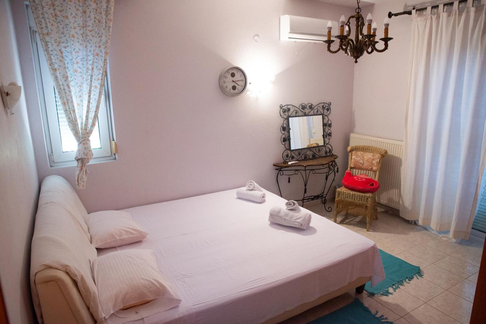 The Early Bird - Cosy 2-Floor House With Garden Villa Alexandroupoli Bagian luar foto