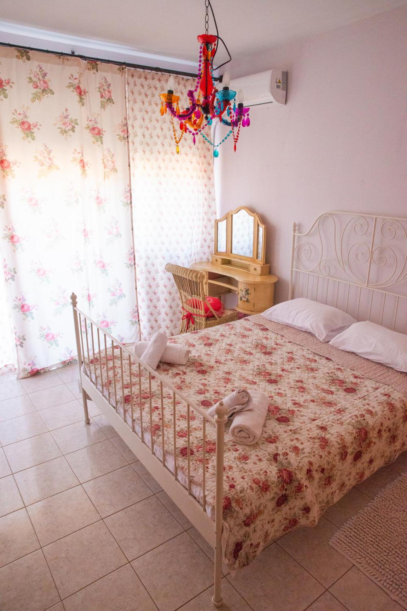 The Early Bird - Cosy 2-Floor House With Garden Villa Alexandroupoli Bagian luar foto